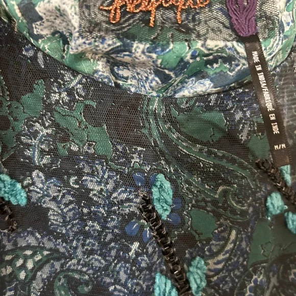 Pure Heart Mini Dress Free People Size Medium (17 PTP). Missing bow - Picture 5 of 9